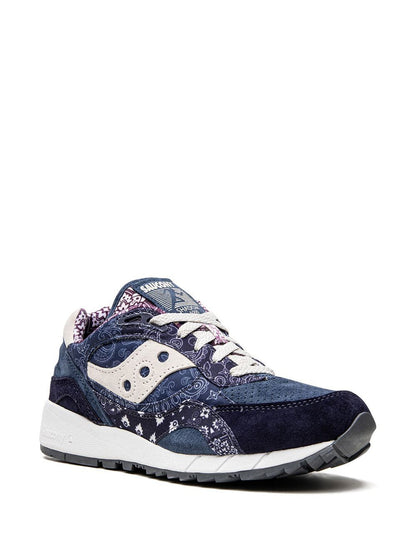Shadow sneakers