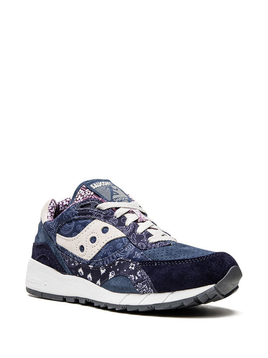 Shadow sneakers