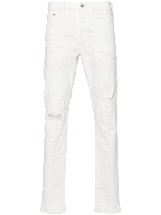 Distressed skinny jeans